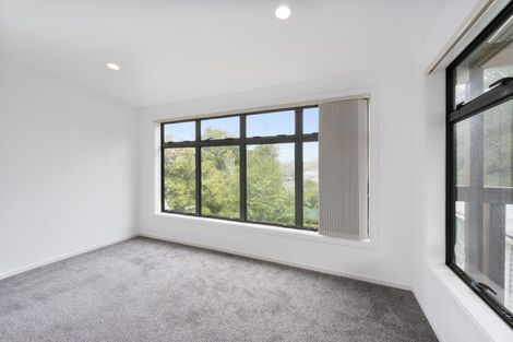 Photo of property in 37 Chorley Avenue, Massey, Auckland, 0614