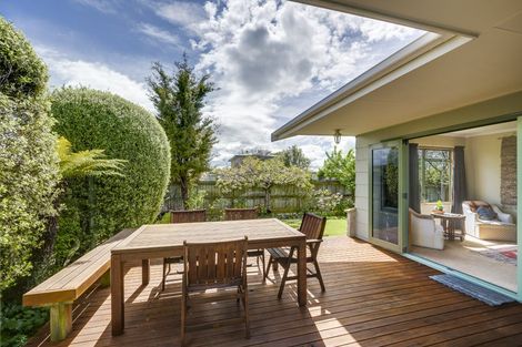 Photo of property in 15 Southwark Avenue, Tamatea, Napier, 4112