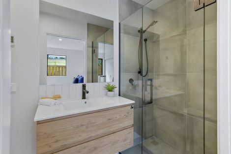 Photo of property in 21 Waterfowl Road, Jacks Point, Queenstown, 9371