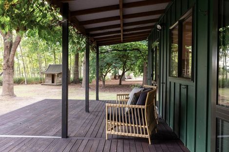 Photo of property in 209 Lyndhurst Road, Frimley, Hastings, 4120