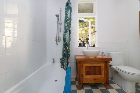 Photo of property in 177 Tasman Street, Nelson, 7010