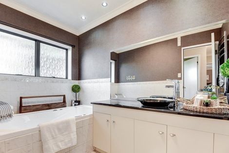 Photo of property in 122 Fitzherbert Avenue, Tawhero, Whanganui, 4501