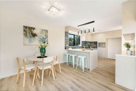 Photo of property in 5 Liban Place, Massey, Auckland, 0614