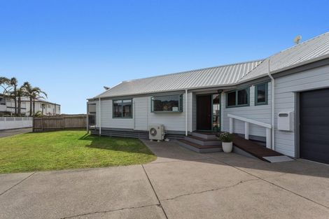 Photo of property in 96a Ocean Road, Ohope, 3121