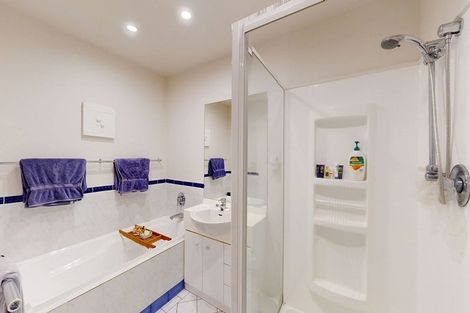 Photo of property in The Plumbers Building, 4a/124 Wakefield Street, Te Aro, Wellington, 6011