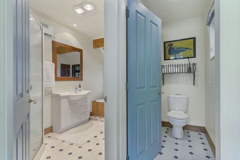 Photo of property in 107 Park Avenue, Whangamata, 3620