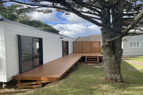 Photo of property in 18 Kent Terrace, Riverhead, 0820