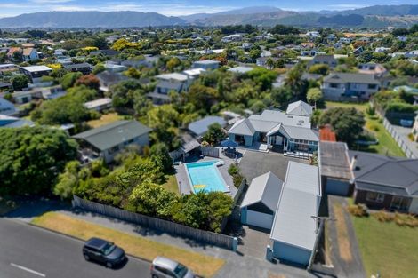 Photo of property in 86 Manly Street, Paraparaumu Beach, Paraparaumu, 5032