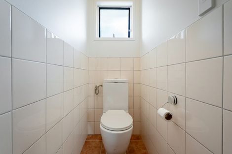 Photo of property in 4 Spinella Drive, Bayview, Auckland, 0629