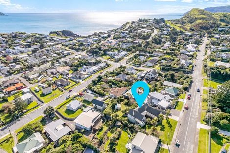 Photo of property in 9 Thornley Street, Titahi Bay, Porirua, 5022
