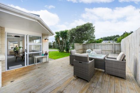 Photo of property in 3 Ferry Street, Foxton Beach, Foxton, 4815