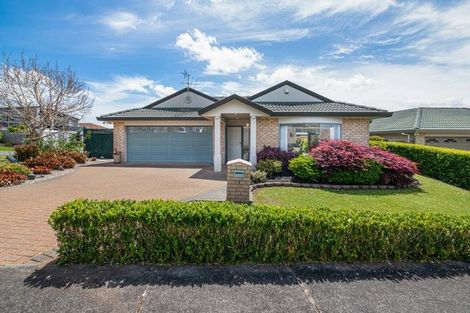 Photo of property in 9 Amesbury Rise, Henderson, Auckland, 0612