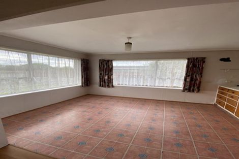 Photo of property in 11 Winiata Place, Otaki, 5512