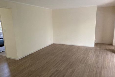 Photo of property in 2/43 Priestley Drive, Bucklands Beach, Auckland, 2014