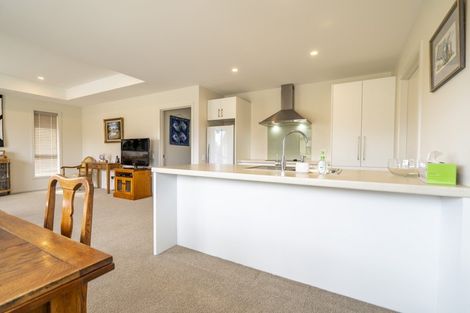 Photo of property in 10 Pop Andrew Drive, Te Anau, 9600