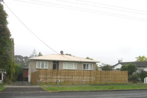 Photo of property in 2/64 Coronation Road, Hillcrest, Auckland, 0627