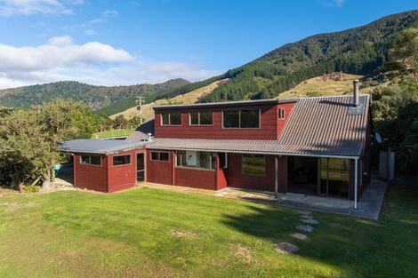 Photo of property in 803 Manaroa Road, Manaroa, Picton, 7282