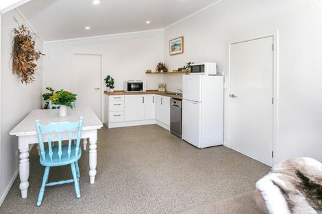 Photo of property in 6 Lois Lane, Hahei, Whitianga, 3591
