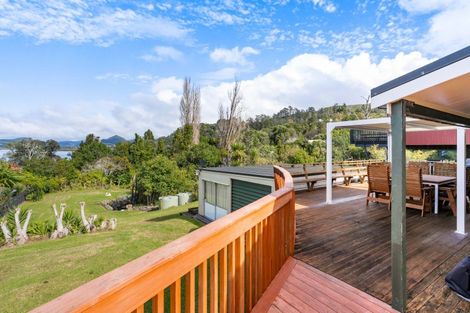 Photo of property in 17 Ngahere Terrace, Opoutere, Whangamata, 3691