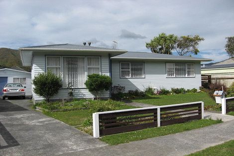 Photo of property in 8 Hamstead Street, Wainuiomata, Lower Hutt, 5014