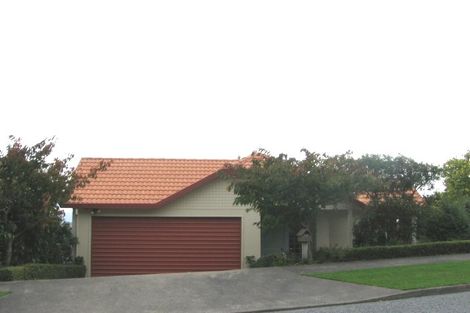 Photo of property in 52 Kakariki Grove, Waikanae, 5036