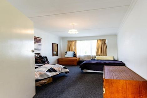 Photo of property in 15 Timaru Road, Waimate, 7924