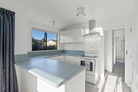 Photo of property in 10 Te Kama Street, Levin, 5510