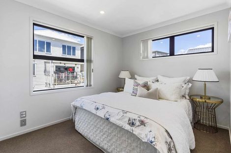 Photo of property in 16 Hirimate Place, Flat Bush, Auckland, 2019