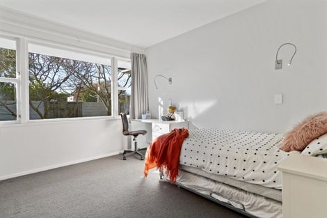 Photo of property in 27 Hinewa Road, Otumoetai, Tauranga, 3110