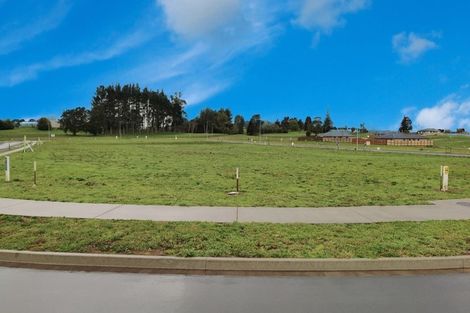 Photo of property in 18 Murray Ward Drive, Te Kauwhata, 3710