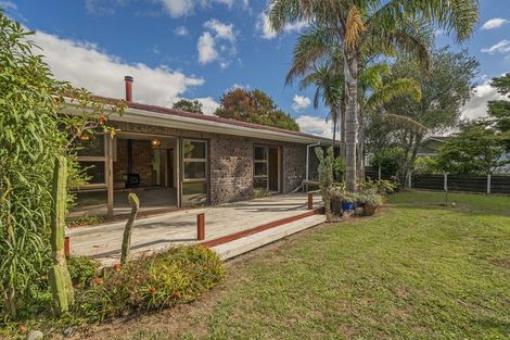 Photo of property in 14 Nicholas Avenue, Whitianga, 3510