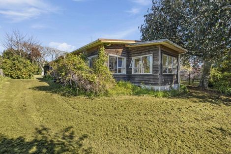 Photo of property in 3 Armstrong Avenue, Waitara, 4320