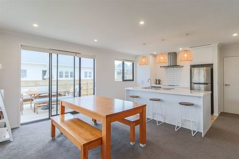 Photo of property in 7 Toutouwai Lane, Inglewood, 4330