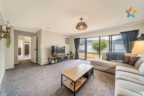 Photo of property in 286f1- Fergusson Drive, Heretaunga, Upper Hutt, 5018