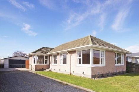 Photo of property in 32 Skerten Avenue, Hornby, Christchurch, 8042