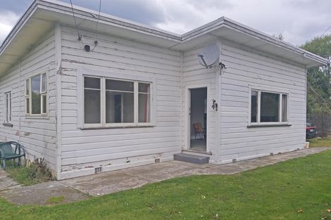 Photo of property in 32 Liverpool Street, Hampden, 9410