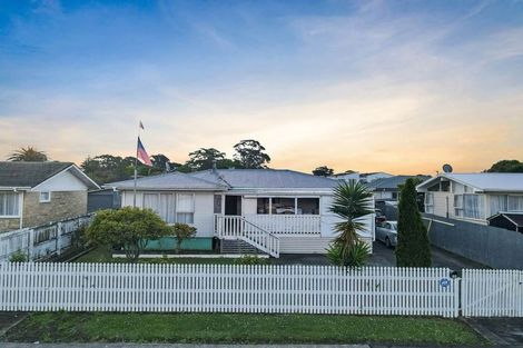 Photo of property in 16 Garus Avenue, Mangere East, Auckland, 2024