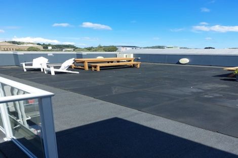 Photo of property in Urbane Apartments, 25/29 Webb Street, Mount Cook, Wellington, 6011