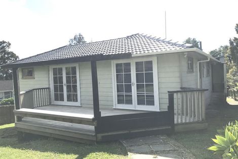 Photo of property in 10 Havelle Avenue, Titirangi, Auckland, 0604