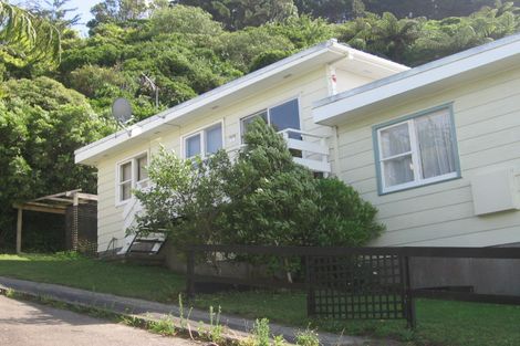 Photo of property in 64 Winston Street, Crofton Downs, Wellington, 6035