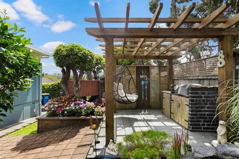 Photo of property in 1/33 Halberg Street, Glenfield, Auckland, 0629