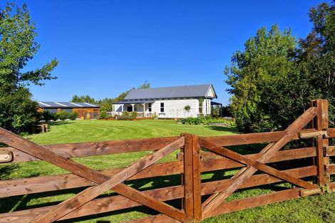Photo of property in 246 Summerhill Road, Cust, Rangiora, 7471