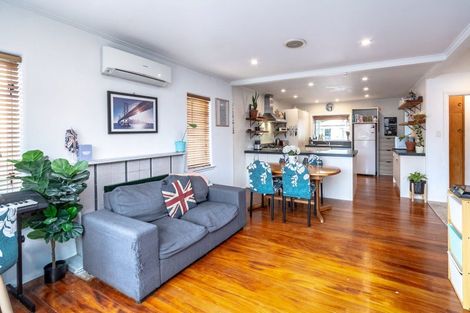 Photo of property in 37 Taverner Street, Carterton, 5713