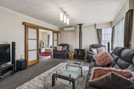 Photo of property in 1 Sefton Avenue, Highbury, Palmerston North, 4412