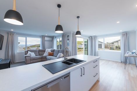 Photo of property in 23 Huntaway Close, Stoke, Nelson, 7011