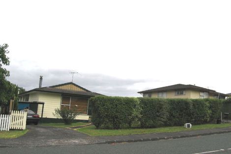 Photo of property in 45 Hellyers Street, Birkdale, Auckland, 0626