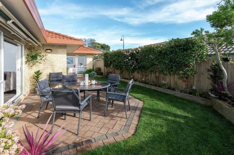 Photo of property in 167 Kilkenny Drive, East Tamaki Heights, Auckland, 2016