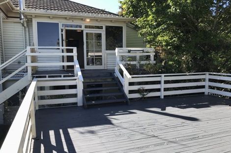 Photo of property in 34 Hackthorne Road, Cashmere, Christchurch, 8022
