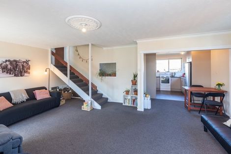 Photo of property in 1/11 Esher Place, Saint Martins, Christchurch, 8022