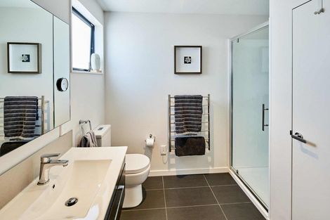 Photo of property in 15/6u Oswald Crescent, Paparangi, Wellington, 6037